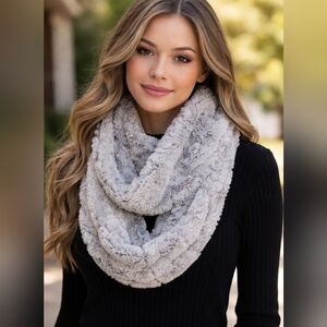 Jeanasis Elegant Gray & Brown Faux Fur Infinity Scarf